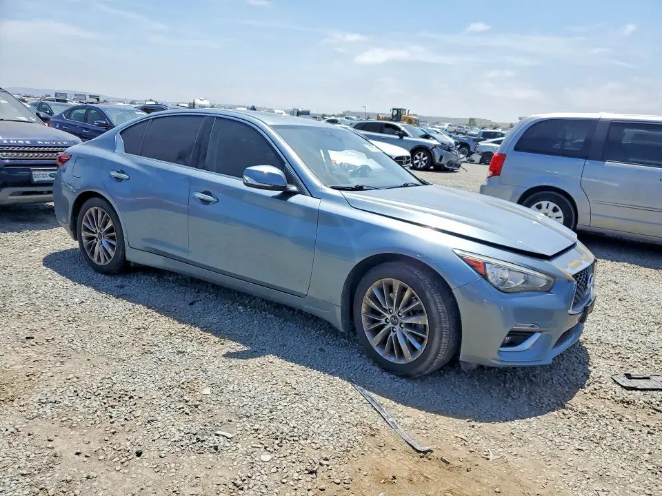 2018 INFINITI Q50 2.0T LUXE  
