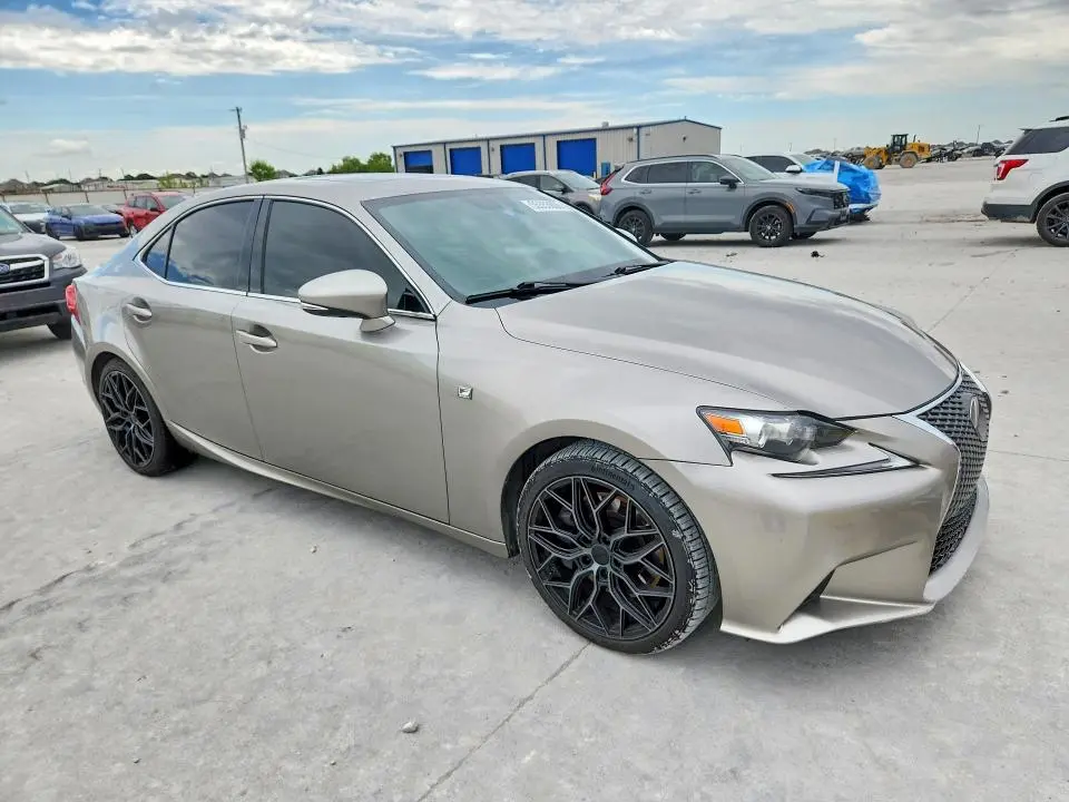 2016 LEXUS IS   