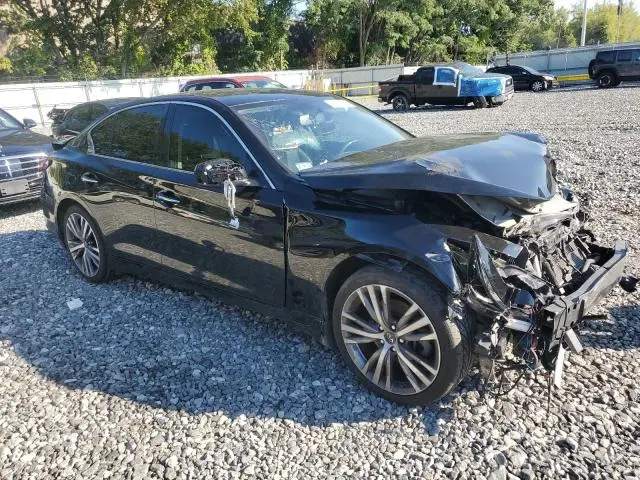 2018 INFINITI Q50 LUXE  