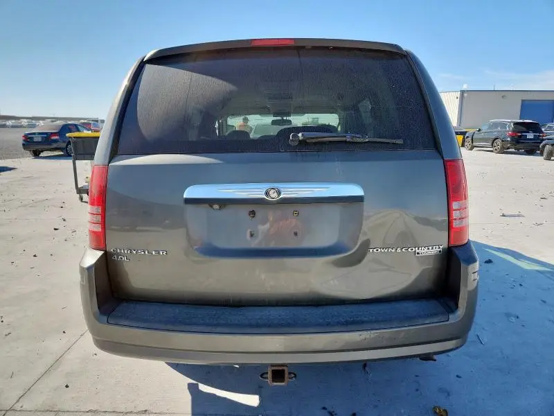 2010 CHRYSLER TOWN & COUNTRY TOURING PLUS  