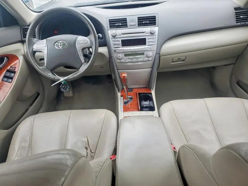 2011 TOYOTA CAMRY BASE  