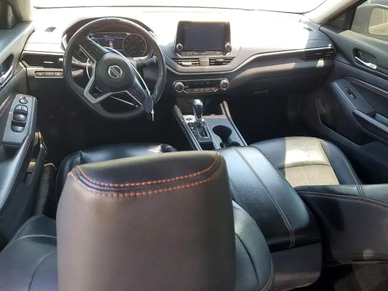 2022 NISSAN ALTIMA SR  