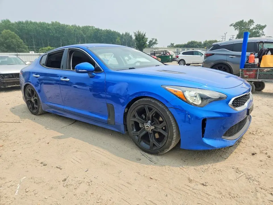 2019 KIA STINGER BASE  