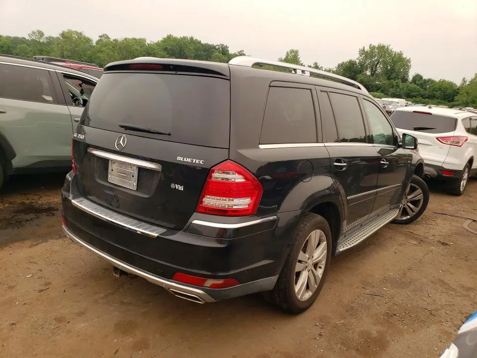 2012 MERCEDES-BENZ GL 350 BLUETEC  
