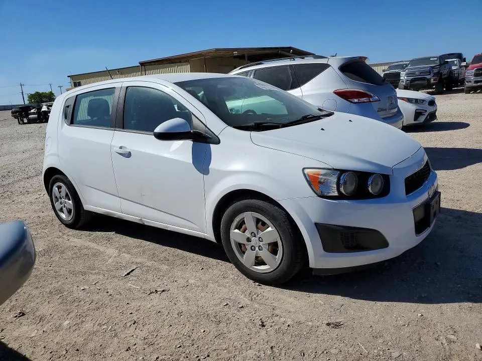 2015 CHEVROLET SONIC LS  