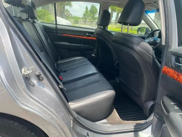 2011 SUBARU LEGACY   