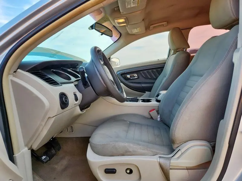 2011 FORD TAURUS SE  