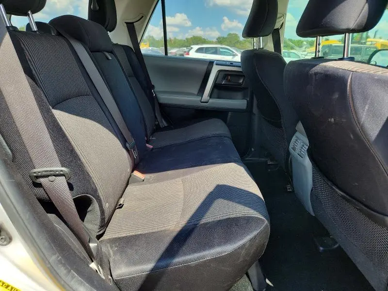 2011 TOYOTA 4RUNNER SR5  