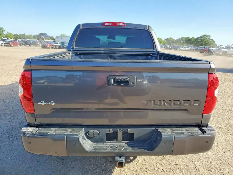 2017 TOYOTA TUNDRA CREWMAX LIMITED  