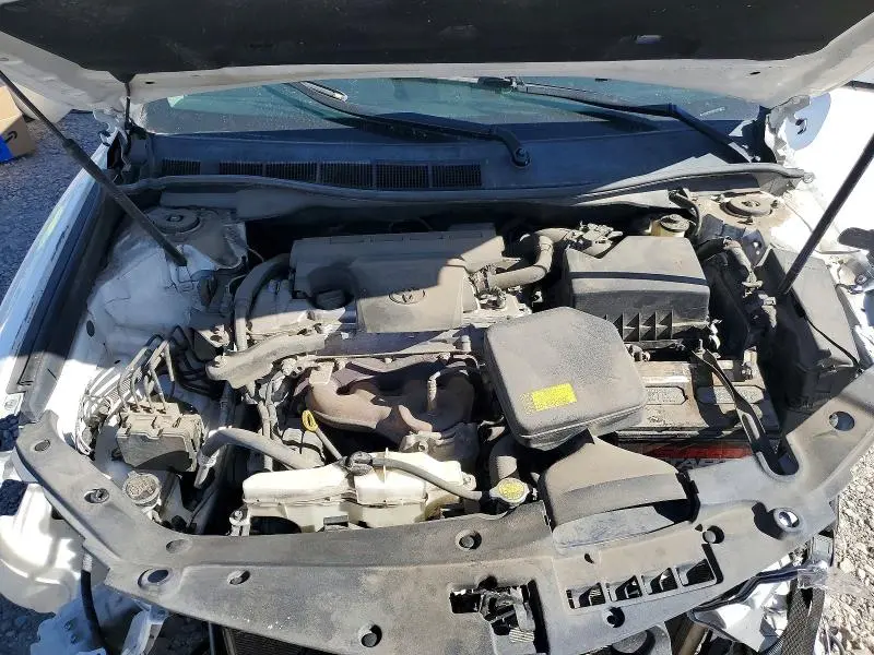 2014 TOYOTA CAMRY LE  