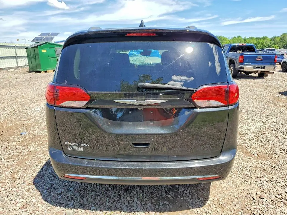 2017 CHRYSLER PACIFICA TOURING L PLUS  