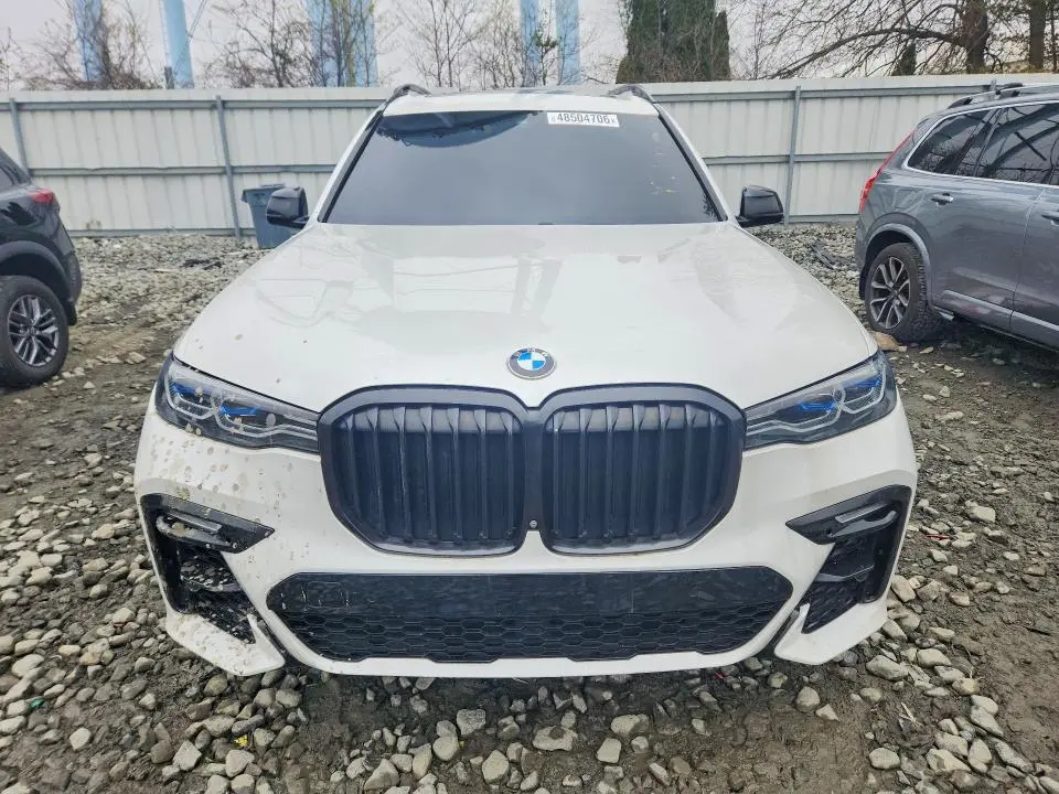 2021 BMW X7 M50I  