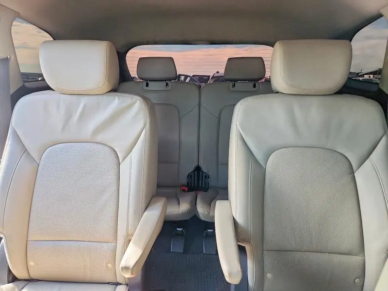 2016 HYUNDAI SANTA FE LIMITED  