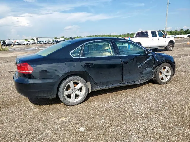 2012 VOLKSWAGEN PASSAT SE  