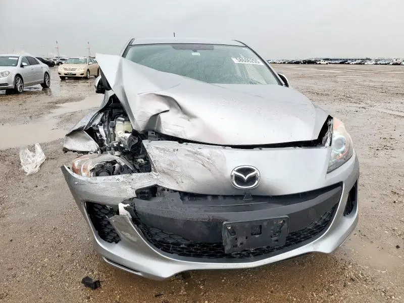 2013 MAZDA 3 I  