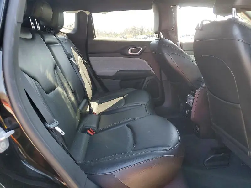 2023 JEEP COMPASS LATITUDE LUX  