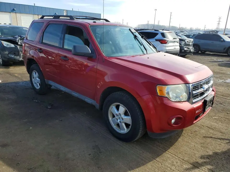 2010 FORD ESCAPE XLT  