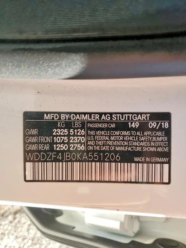 2019 MERCEDES-BENZ E 300  