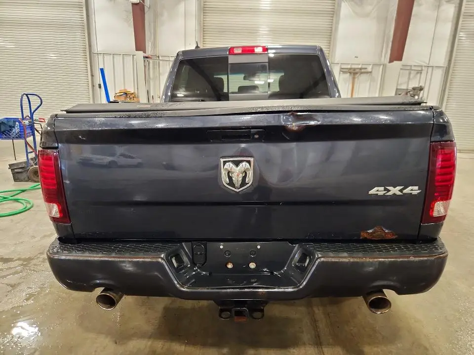 2013 RAM 1500 SPORT  