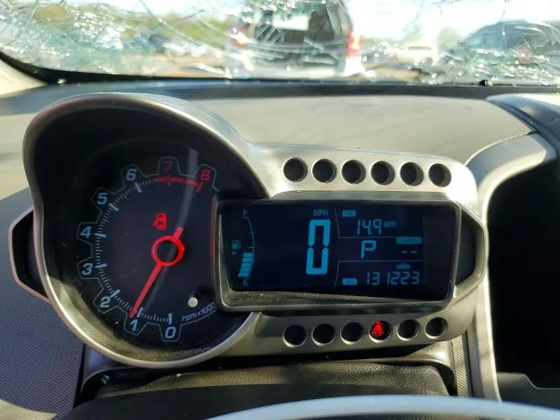 2015 CHEVROLET SONIC LT  