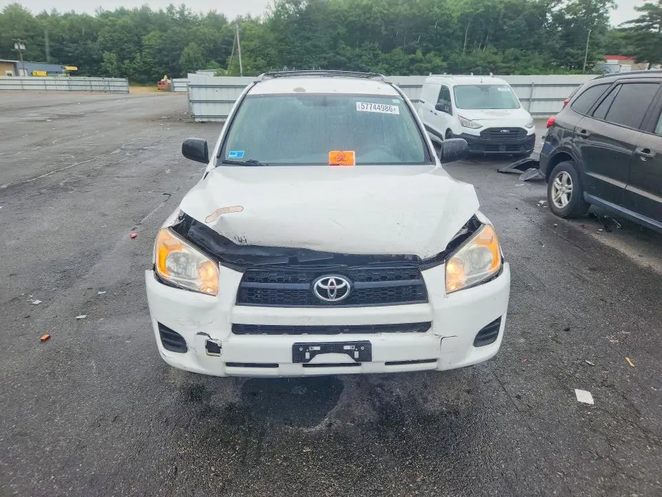 2011 TOYOTA RAV4 BASE  