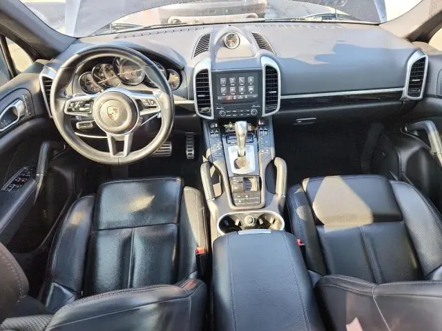 2017 PORSCHE CAYENNE S  