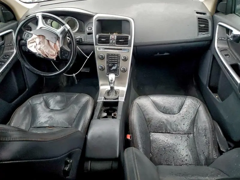 2013 VOLVO XC60 T6  