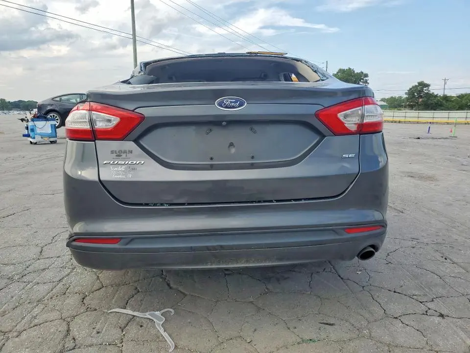 2015 FORD FUSION SE  