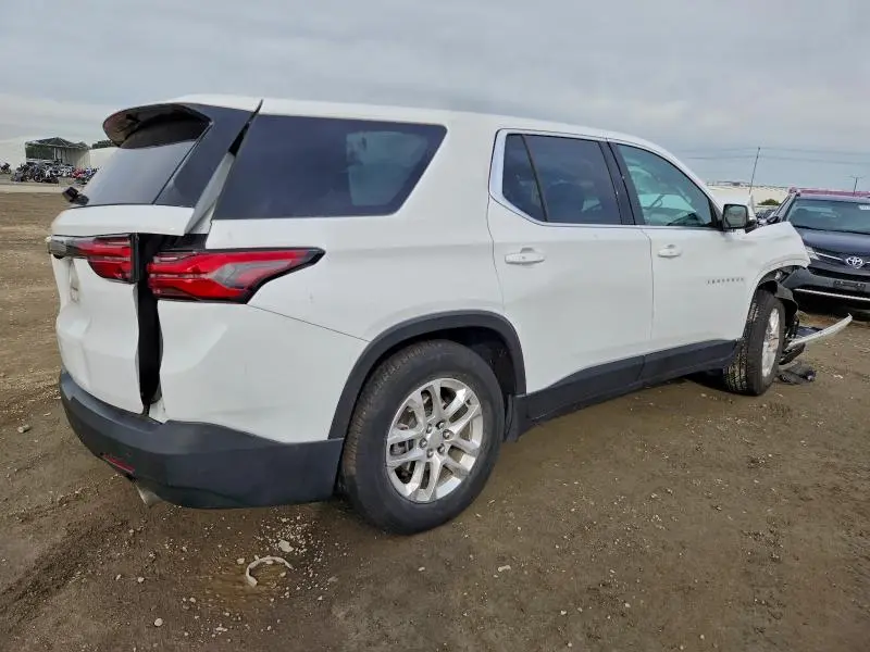 2022 CHEVROLET TRAVERSE LS  