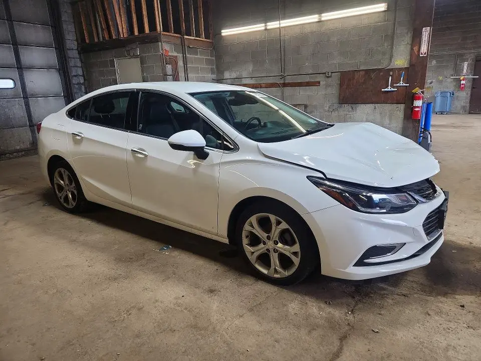 2016 CHEVROLET CRUZE PREMIER  