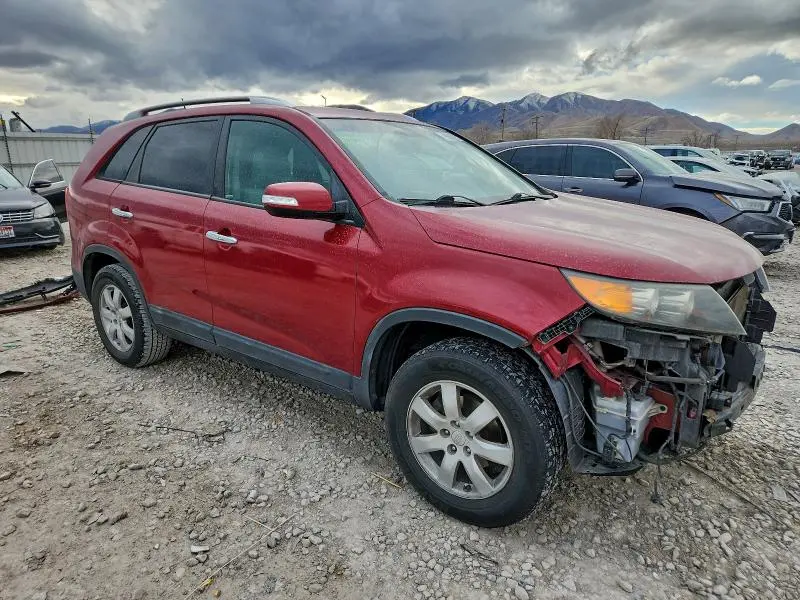 2011 KIA SORENTO BASE  