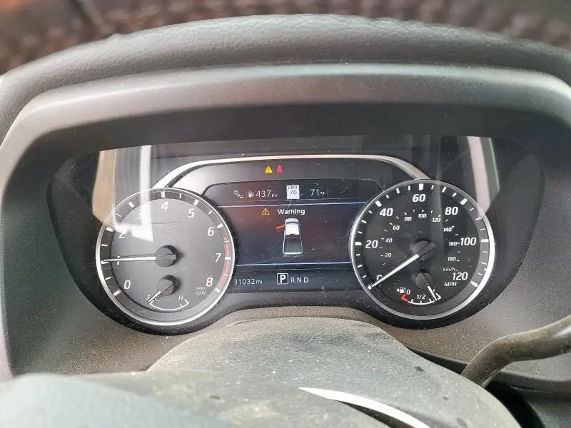 2020 NISSAN TITAN SV  