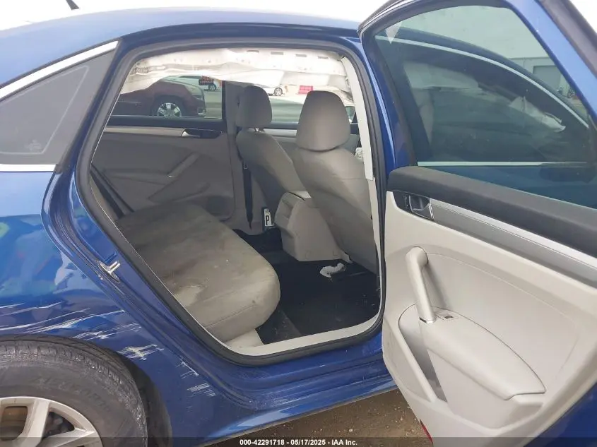 2016 VOLKSWAGEN PASSAT 1.8T S