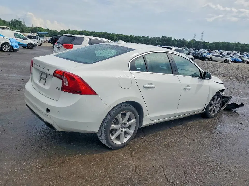 2016 VOLVO S60 PREMIER  