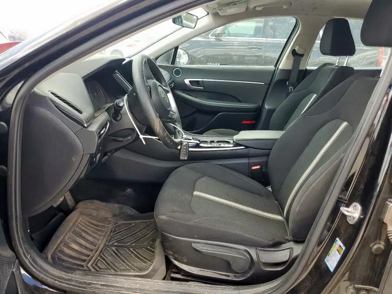 2023 HYUNDAI SONATA SE  