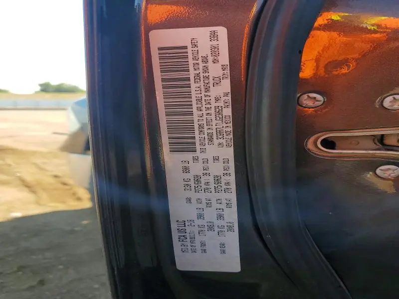 2018 RAM 1500 SLT  