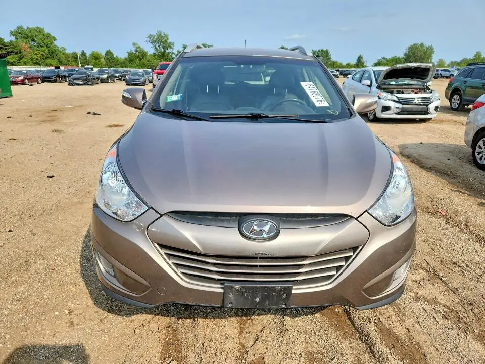 2013 HYUNDAI TUCSON GLS  