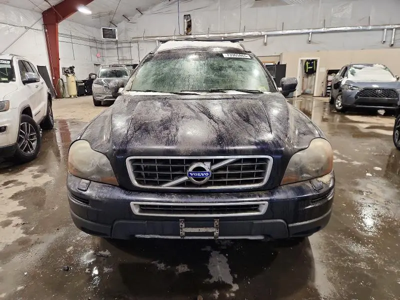 2011 VOLVO XC90 3.2  