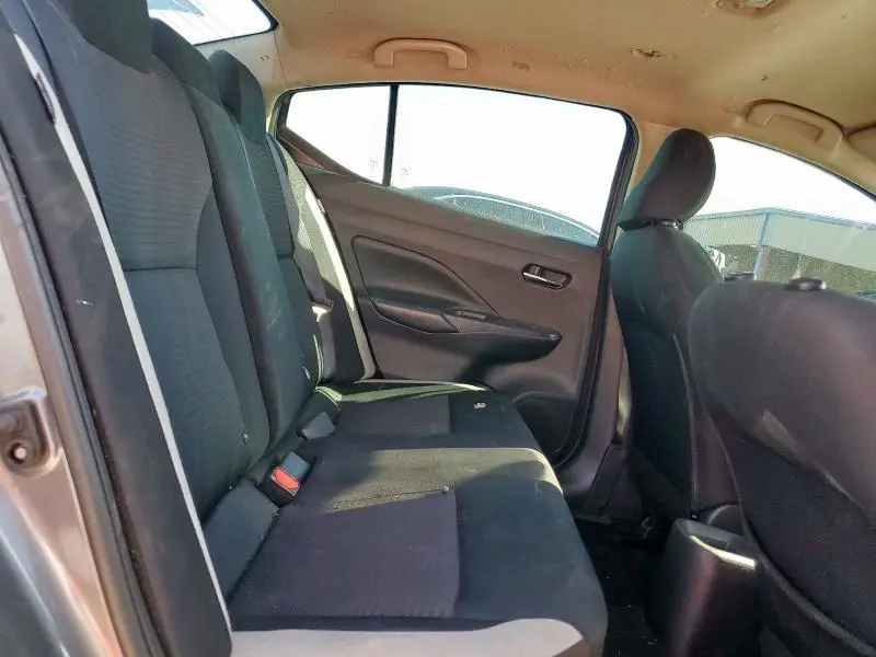 2020 NISSAN VERSA SV  