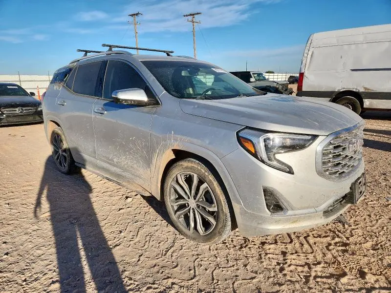 2019 GMC TERRAIN DENALI  