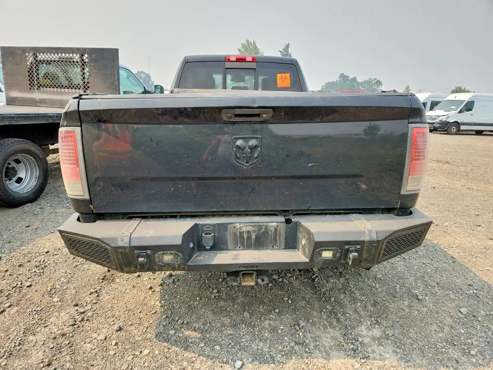 2016 RAM 3500 SLT  