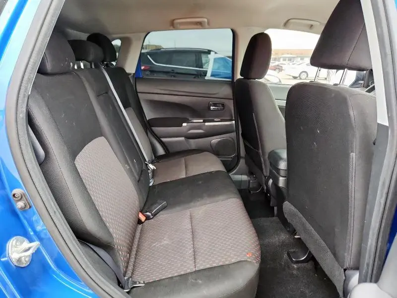 2019 MITSUBISHI OUTLANDER SPORT ES  