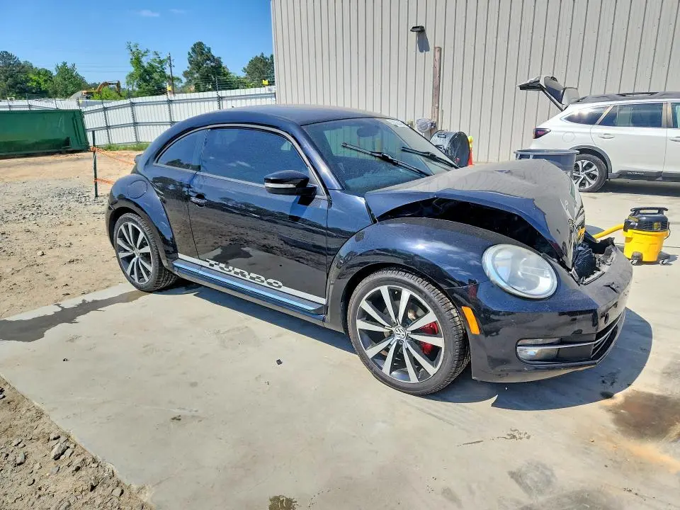 2012 VOLKSWAGEN BEETLE TURBO  