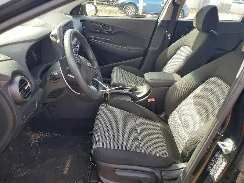 2018 HYUNDAI KONA SE  