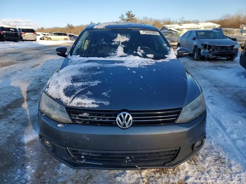 2013 VOLKSWAGEN JETTA TDI  
