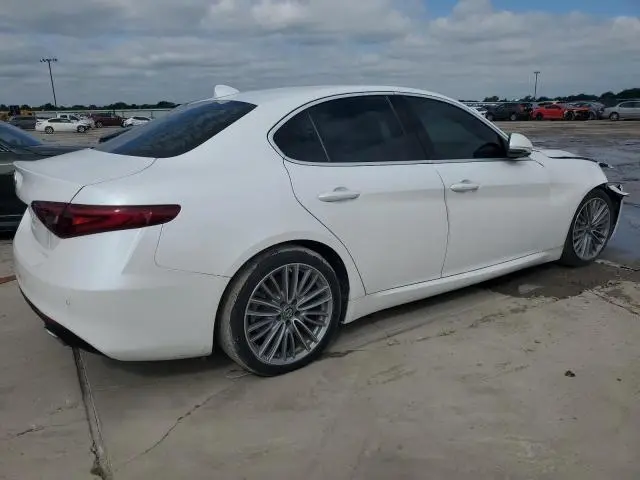 2017 ALFA ROMEO GIULIA TI  