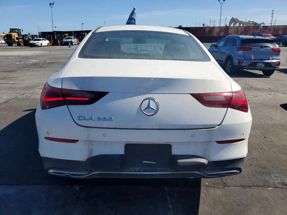 2025 MERCEDES-BENZ CLA 250  
