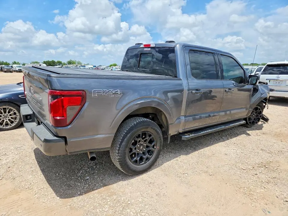 2025 FORD F150 XLT  