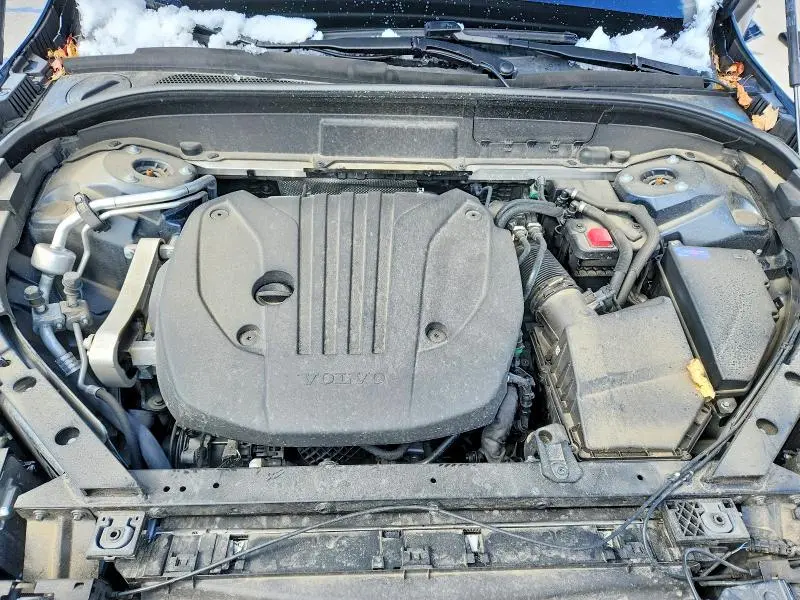 2024 VOLVO XC60 CORE  