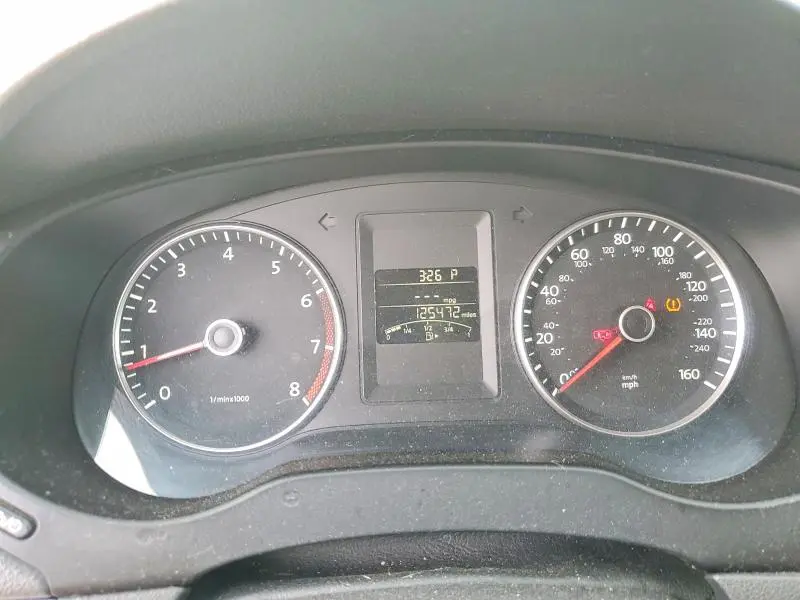 2013 VOLKSWAGEN JETTA SE  
